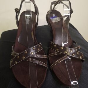 Stylish Brown Women's 3" Wedge Sandals Size 7.5